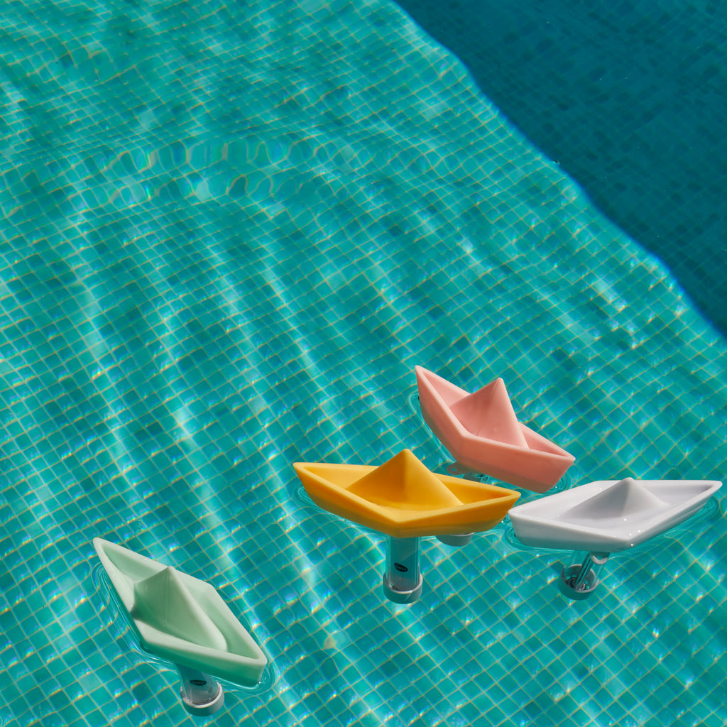 Paper Boat Shaped Pool Thermometer