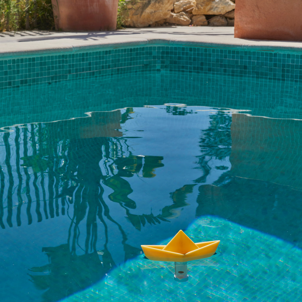 Paper Boat Shaped Pool Thermometer