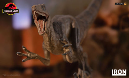 Velociraptor Attack Statue - Jurassic Park - Art Scale 1/10 - Iron Studios