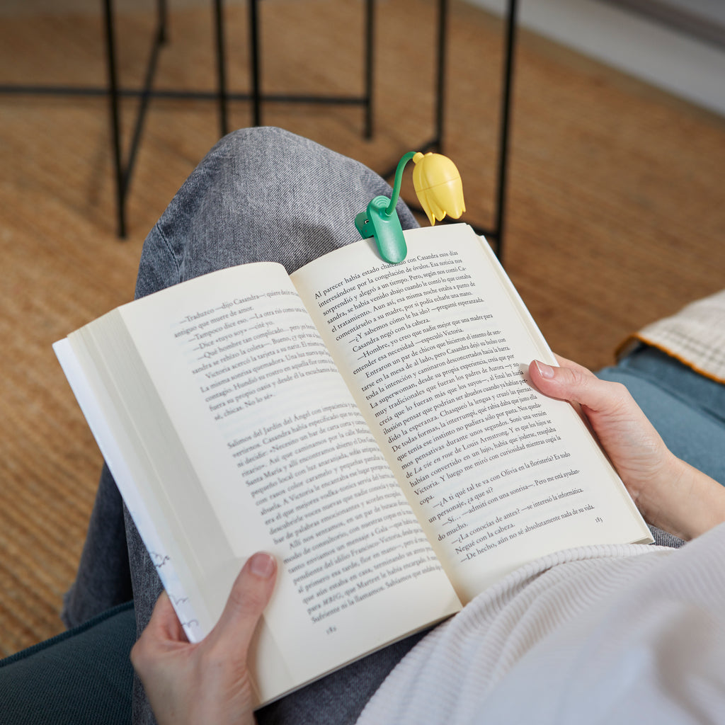 Tulip Reading Light