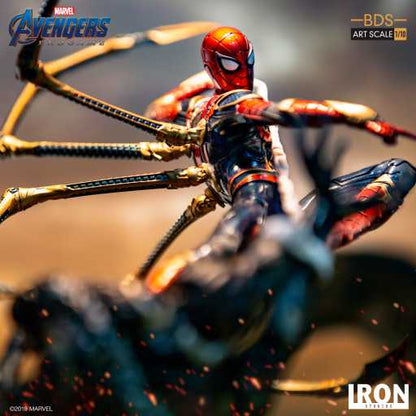 Iron Spider Vs Outrider Statue - Avengers: Endgame - Art Scale - Iron Studios