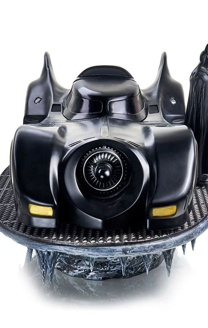 Batman & Batmobile Statue (Deluxe) - Batman 1989 - Art Scale - Iron Studios