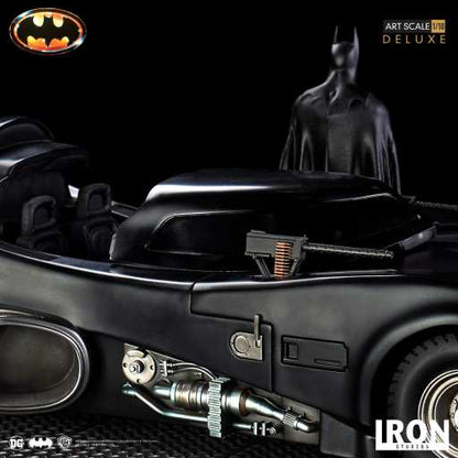 Batman & Batmobile Statue (Deluxe) - Batman 1989 - Art Scale - Iron Studios
