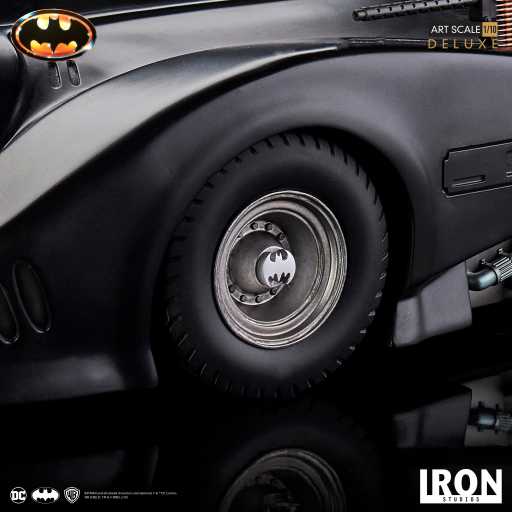 Batman & Batmobile Statue (Deluxe) - Batman 1989 - Art Scale - Iron Studios