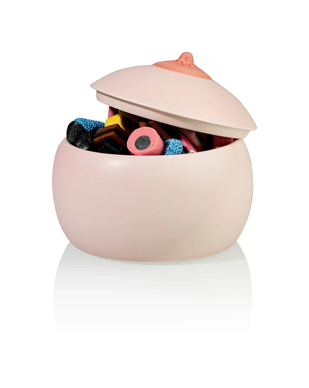 Breast pot with lid