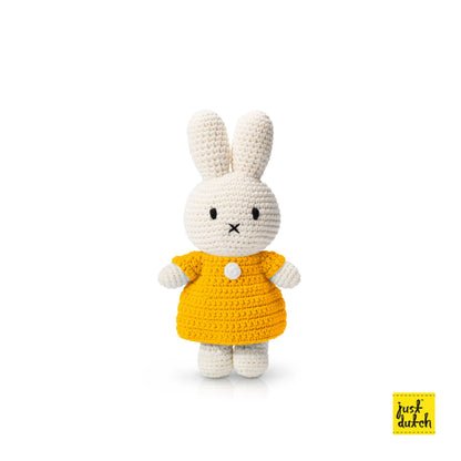 Gelbes Kleid für Plüschfigur