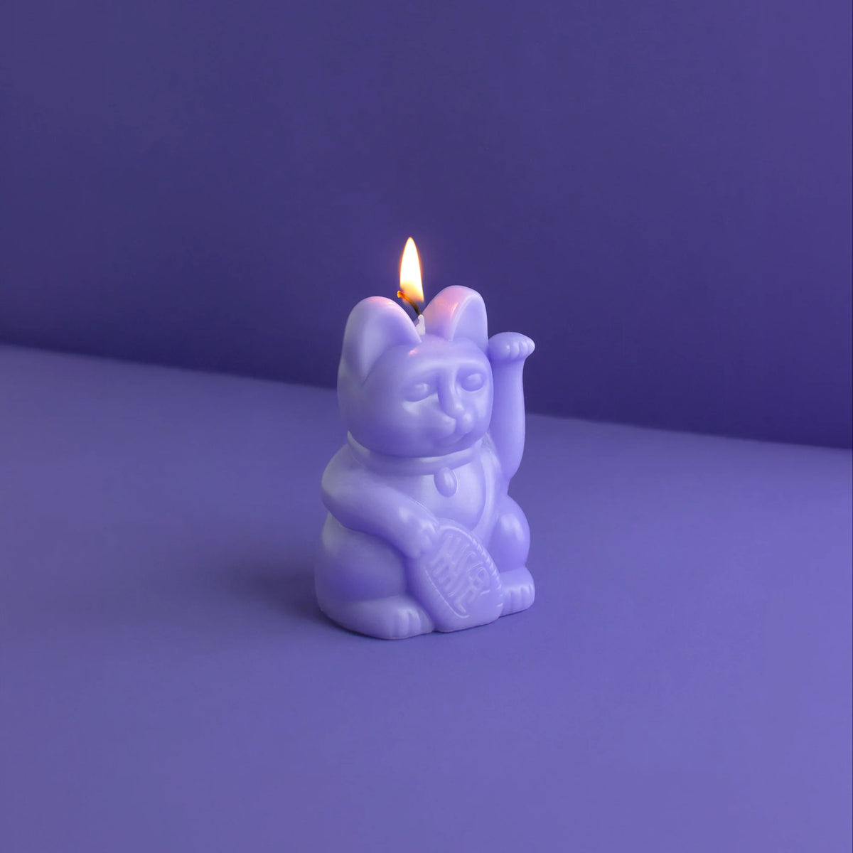 Lilac Lucky Cat Candle