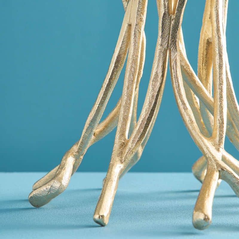 Roots kandelaar, goudkleurig aluminium, 25 x 22 x 63,5 cm