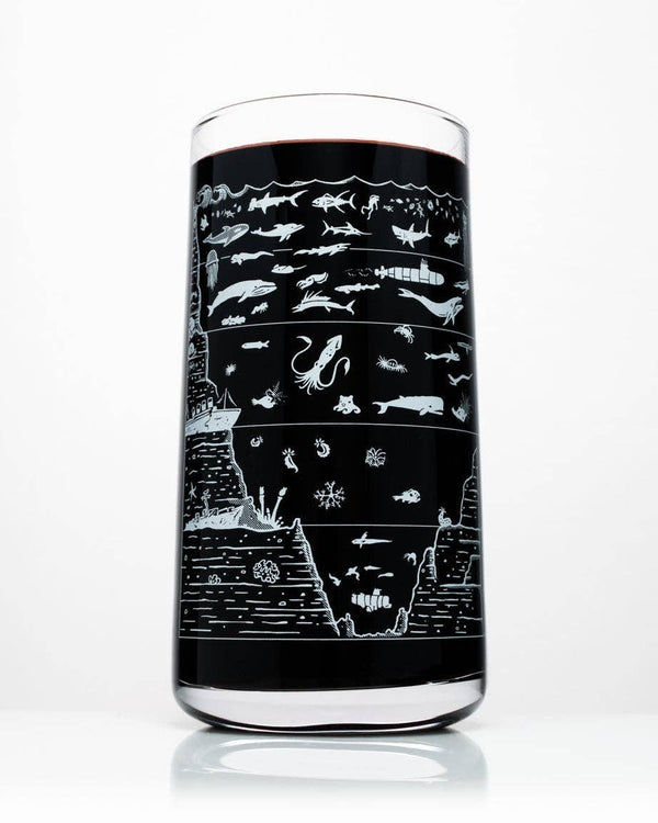 Verres à boire – Sous les Vagues – produit scientifique Cognitive Surplus EU, vue 1