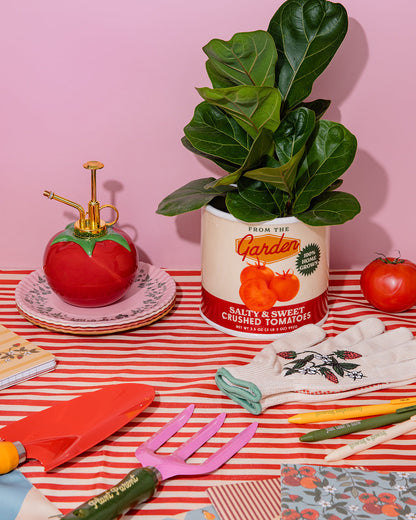 Plant sprayer, Tomato