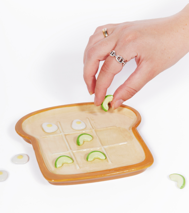 Tic tac toe avocado/egg