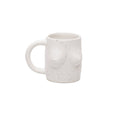 Mok met witte borsten