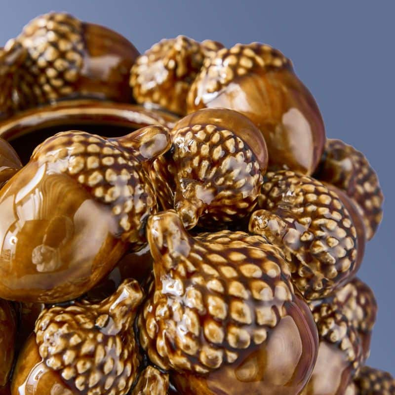 Eikelvaas, bruin steengoed, 19 x 19 x 27 cm