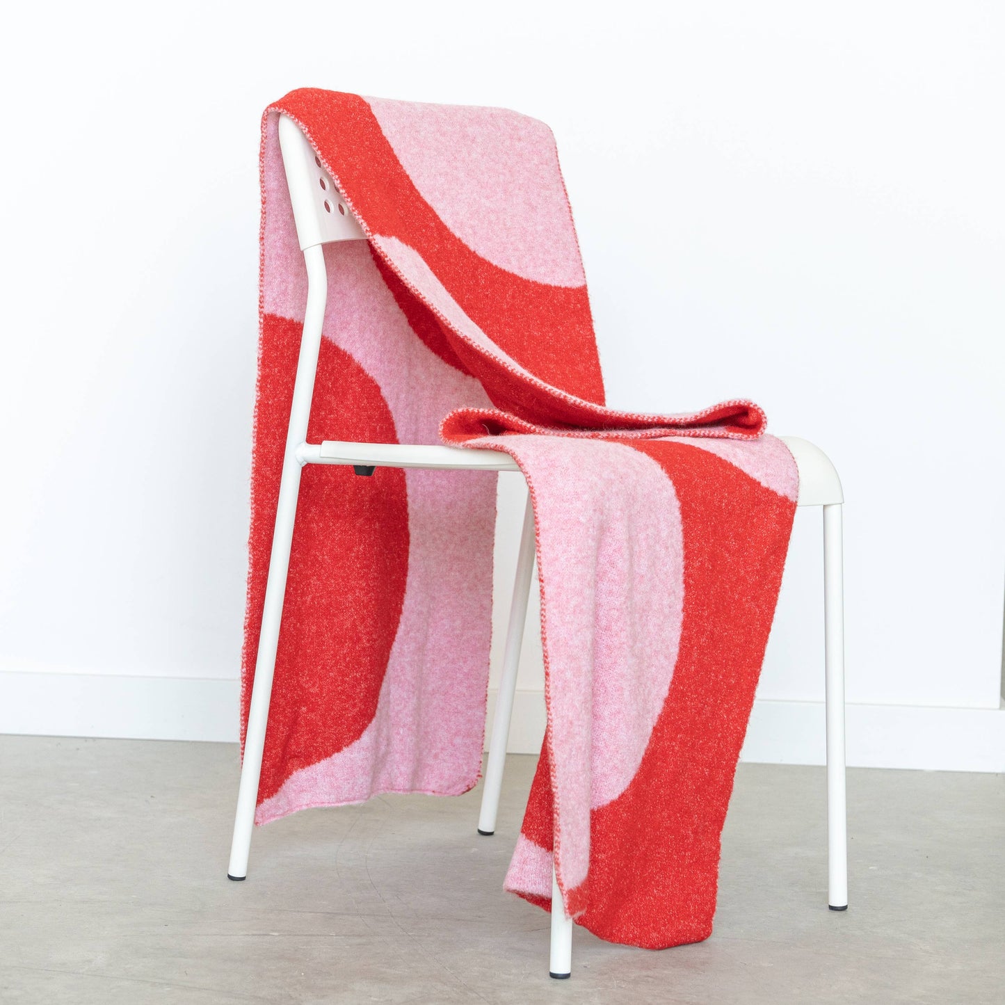 Écharpe Écarlate Helio Ferretti Vue 1