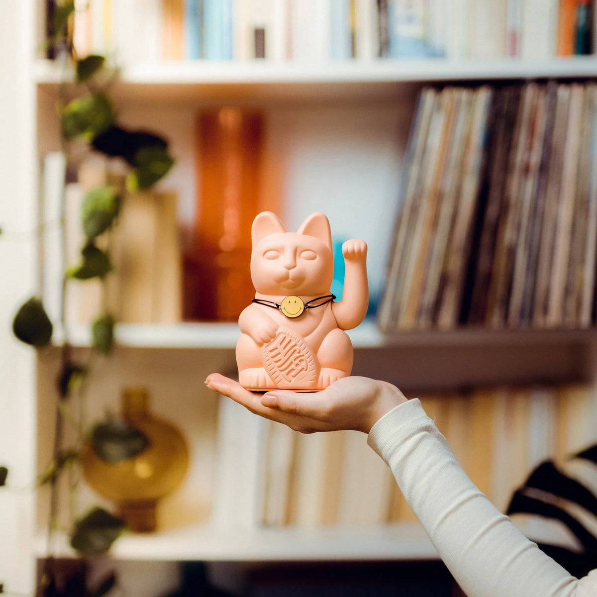 SMILEY® Lucky Cat Peach