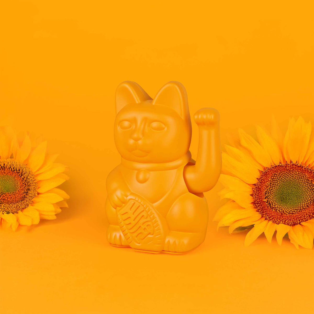 Deep Yellow Lucky Cat