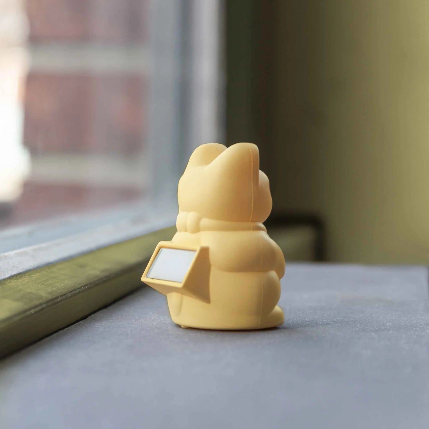 Lucky Solar Yellow Mini Cat