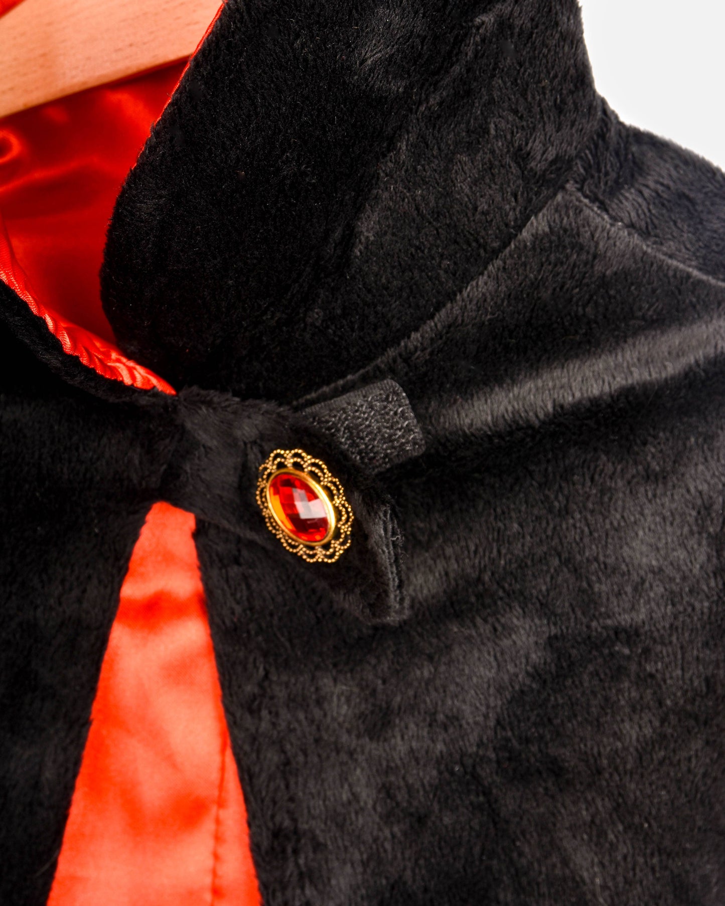 Deluxe Red Satin Vampire Cape with Stone 110-116 cm