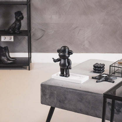 Hang Loose Monkey Figurine 'The Legend' - Black S