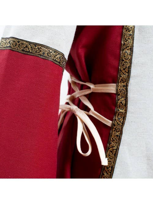 Milady Bordeaux Suit