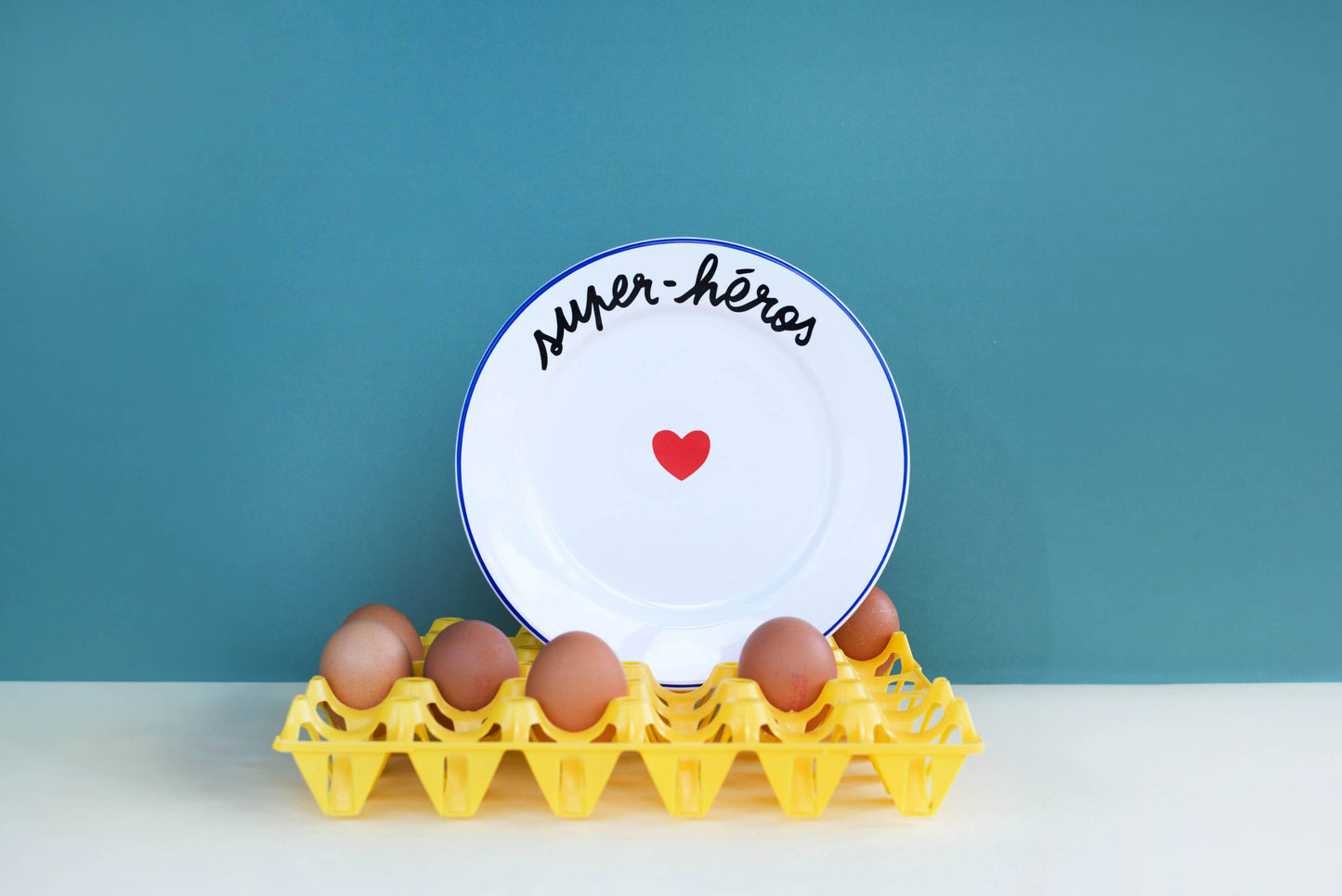 Plate THE FAMILY HAS FUN - Superheroes