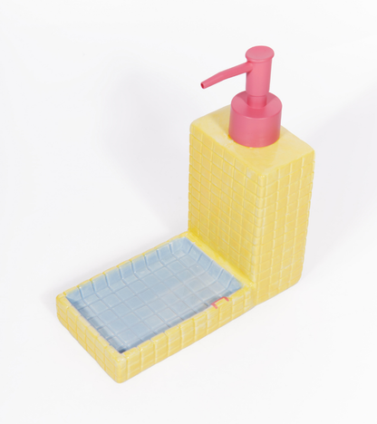 Zeepdispenser voor zwembad