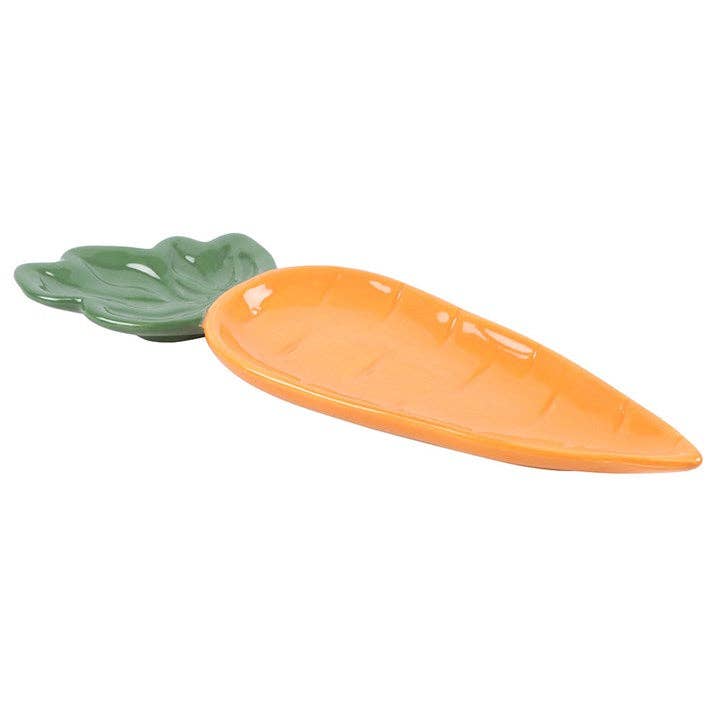 Carrot-shaped dish
