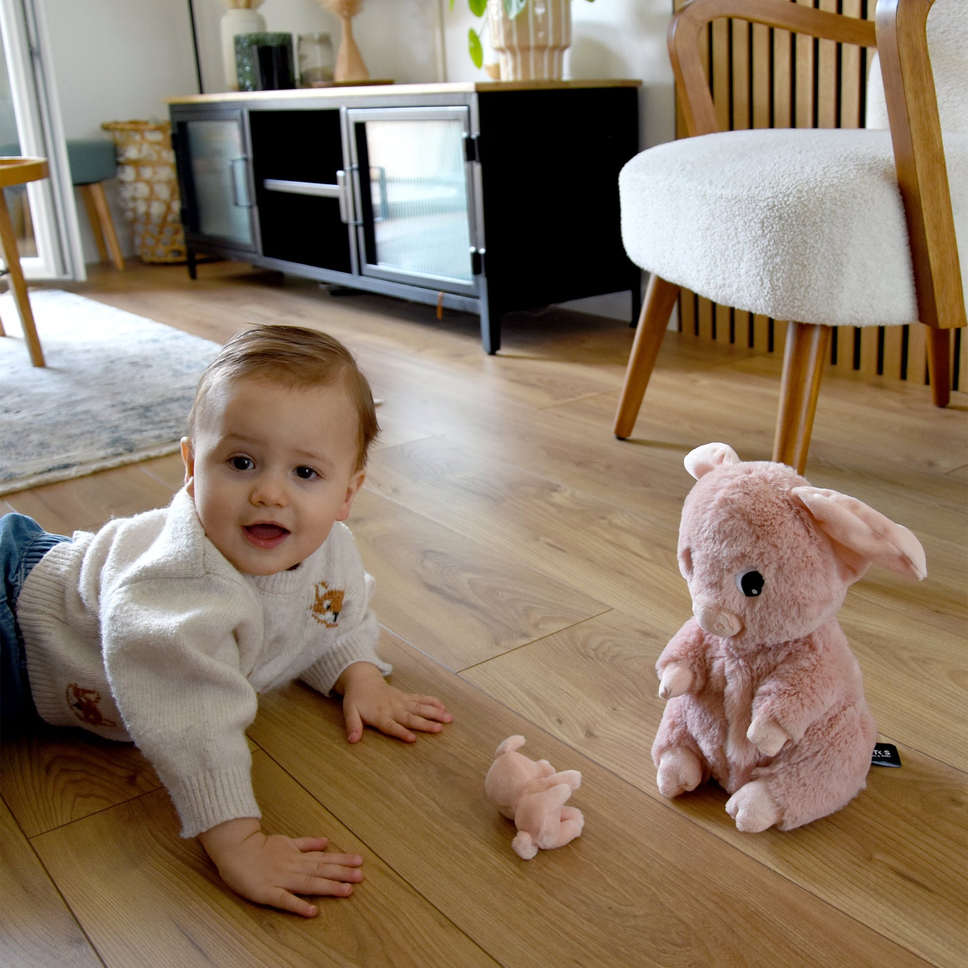 Peluche cochon Barbekiou maman et son bébé rose – Les Ptipotos – vue 2