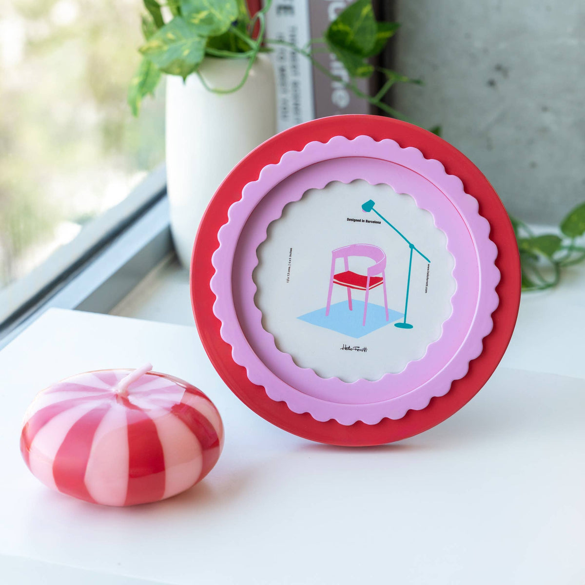 Glossy Red Round Photo Frame
