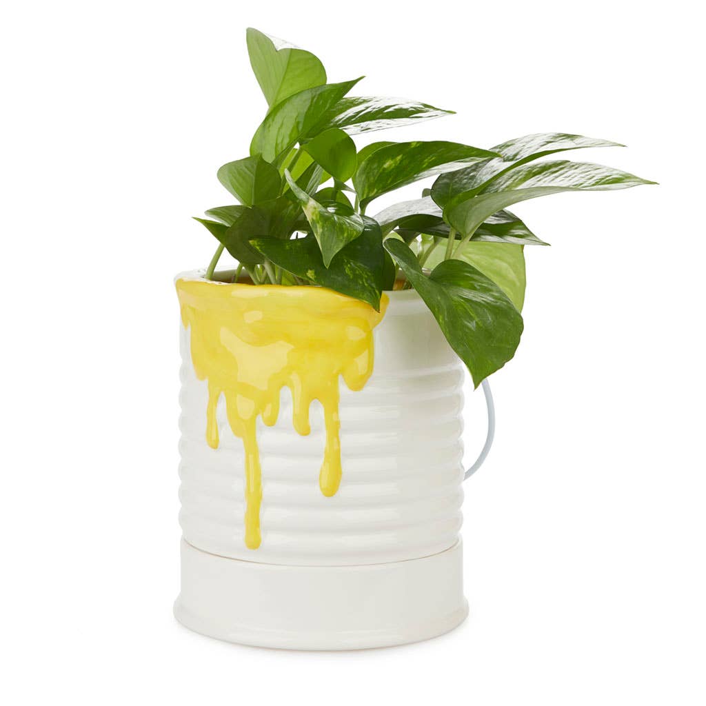 Yellow paint pot 18.2x16cm