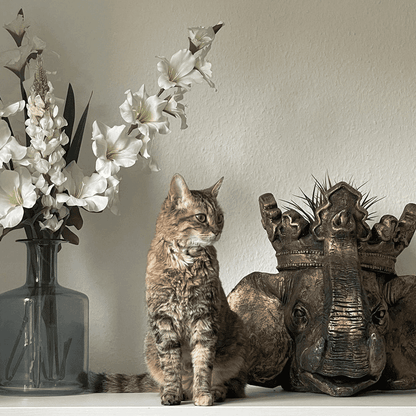 Jumbo Elephant Plant Pot, Gold