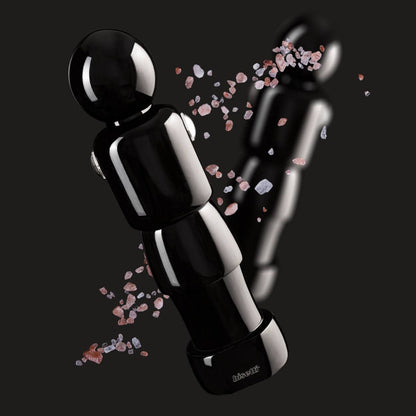 "Calcetto" spice mill in glossy black lacquered beechwood
