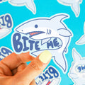 Autocollant Requin "Bite Me"