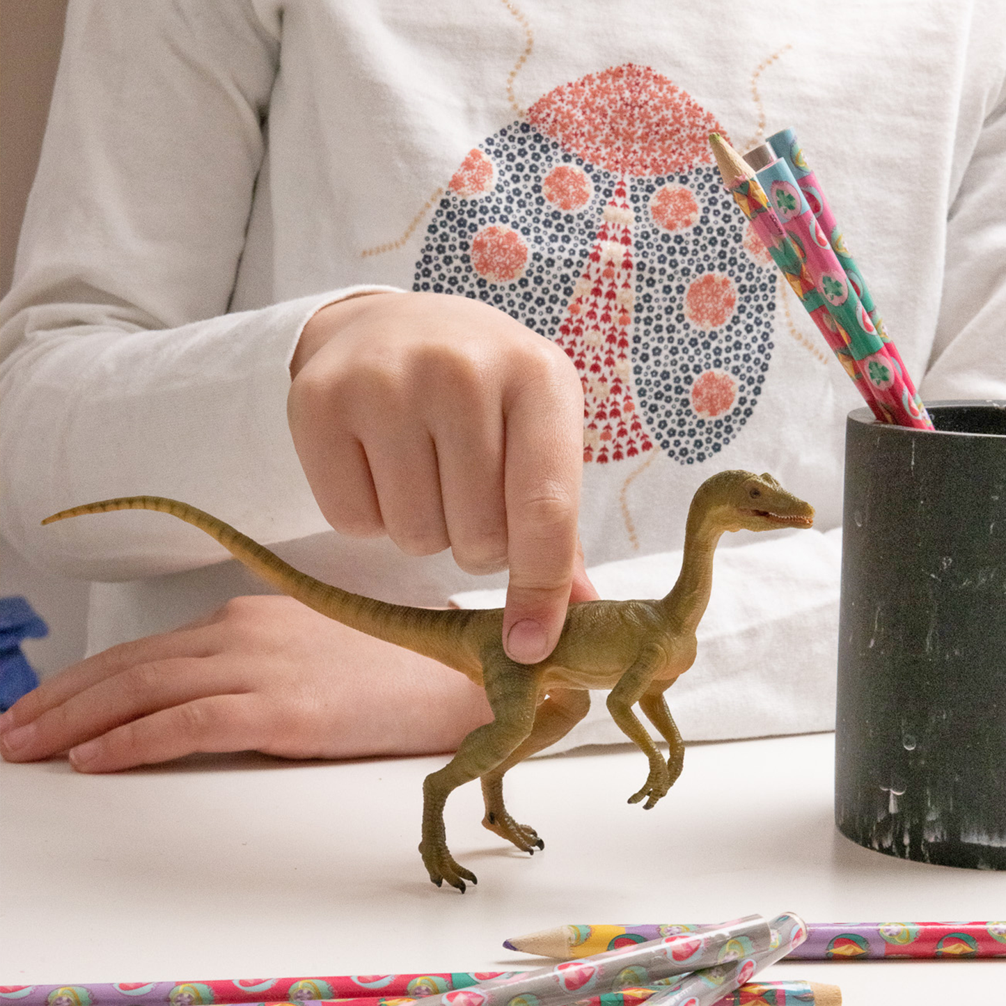 Compsognathus Figure