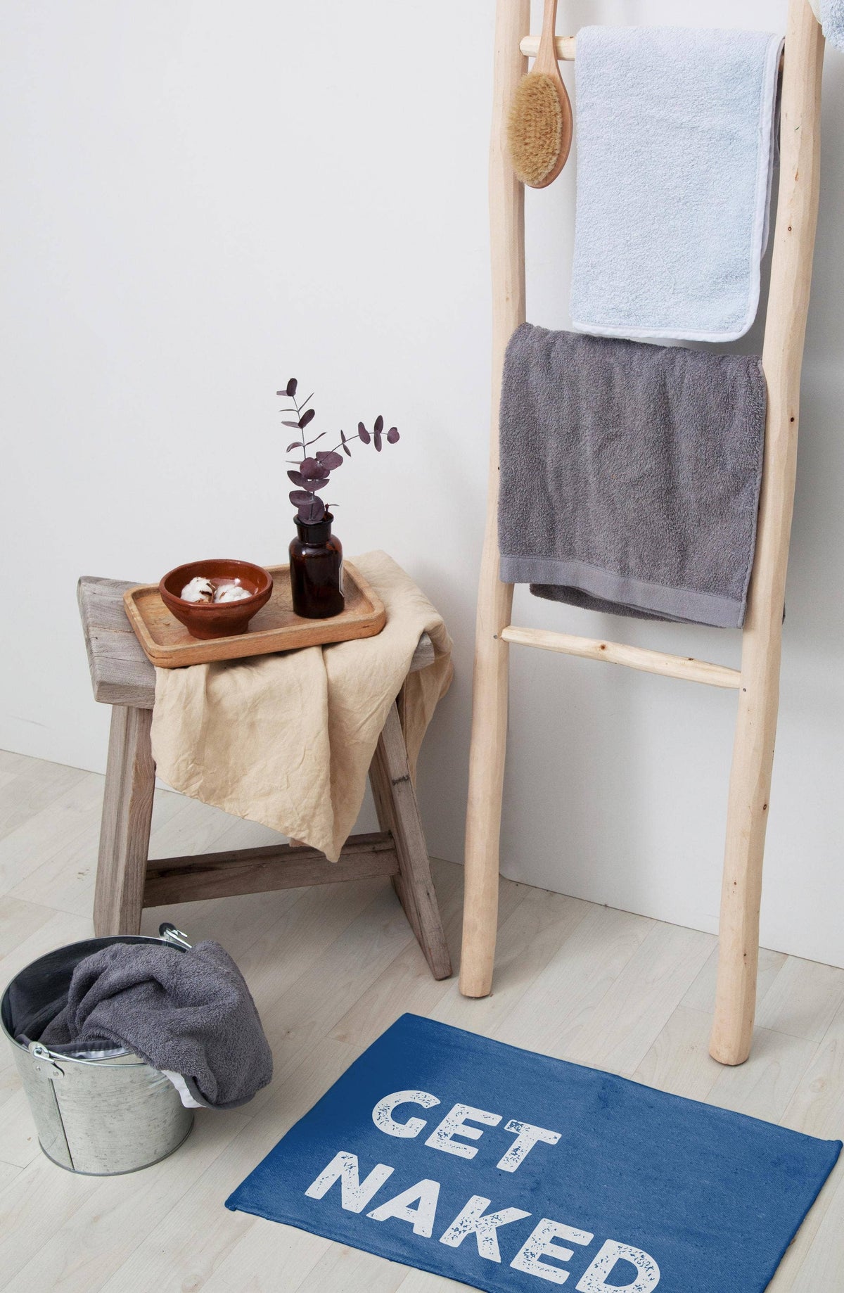 Tapis de bain antidérapant "Get Naked" Bleu