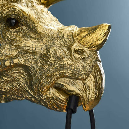 Triceratops Cera Gold wandlamp, hars, 31,5 x 28,5 cm