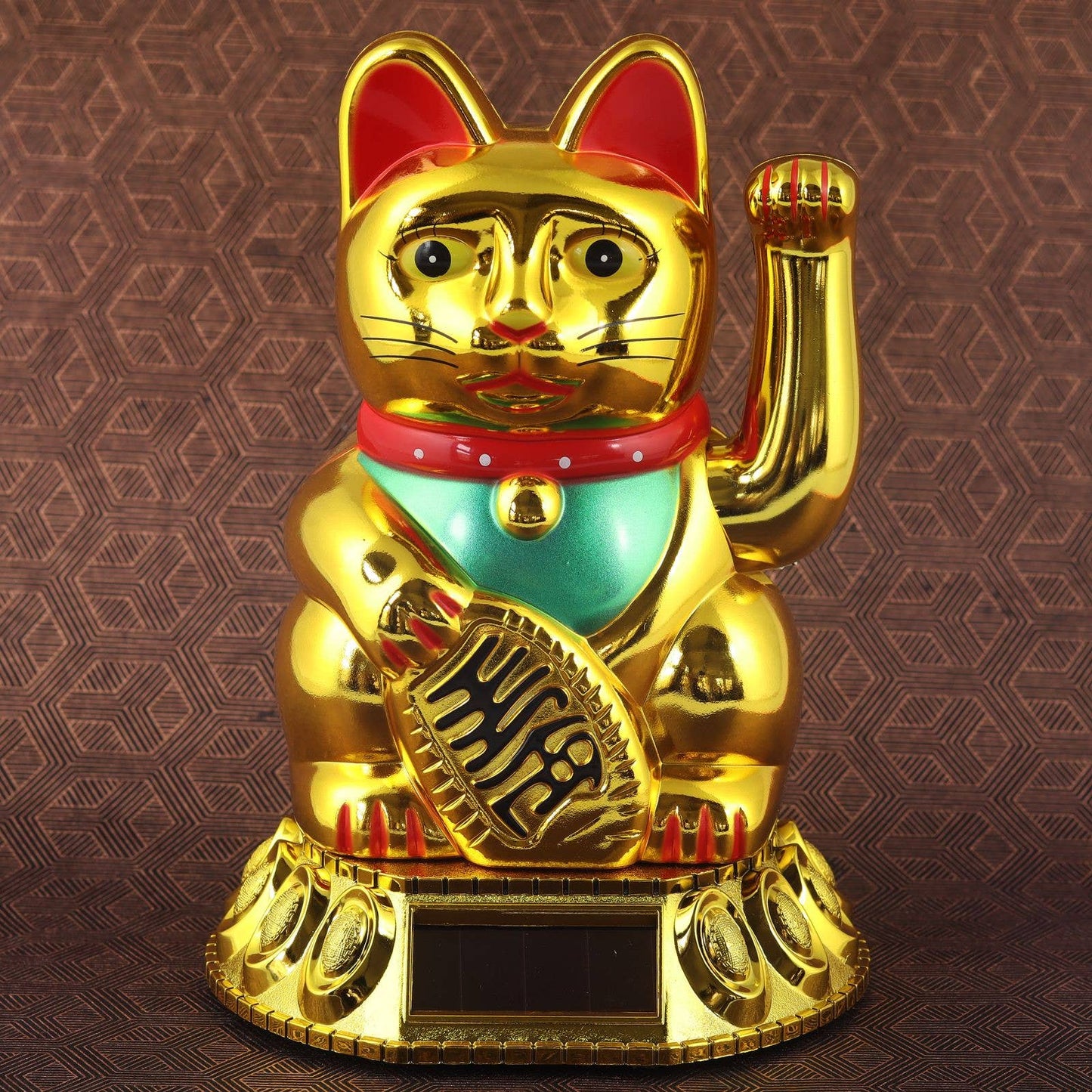 Golden solar lucky cat 18cm