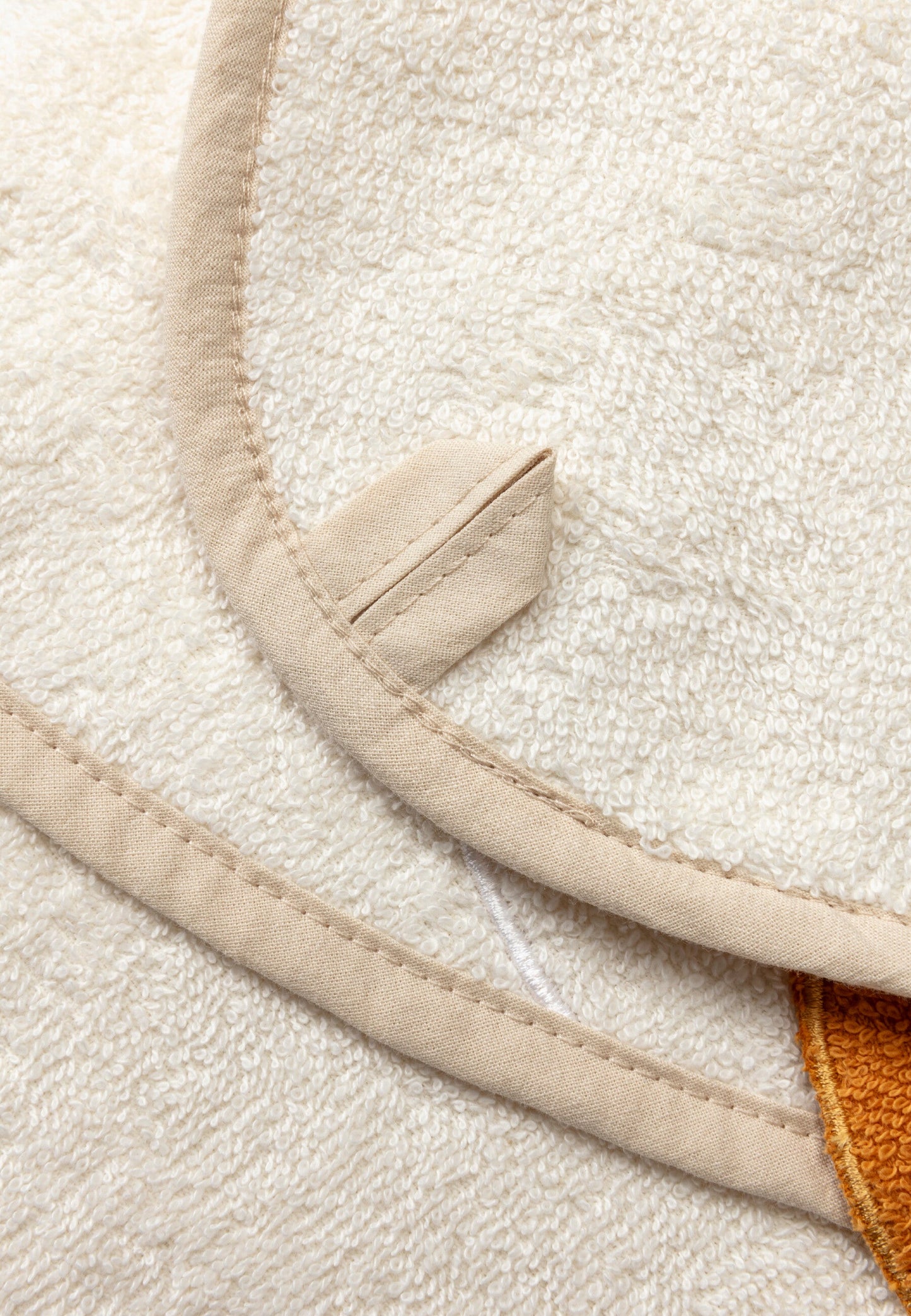 Bath cape