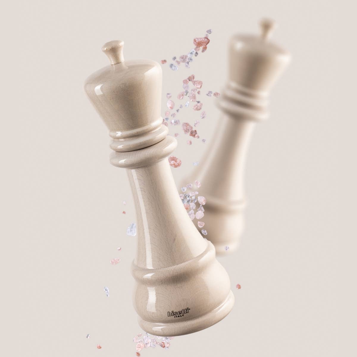 "Chess" spice grinder, white gloss lacquered beechwood