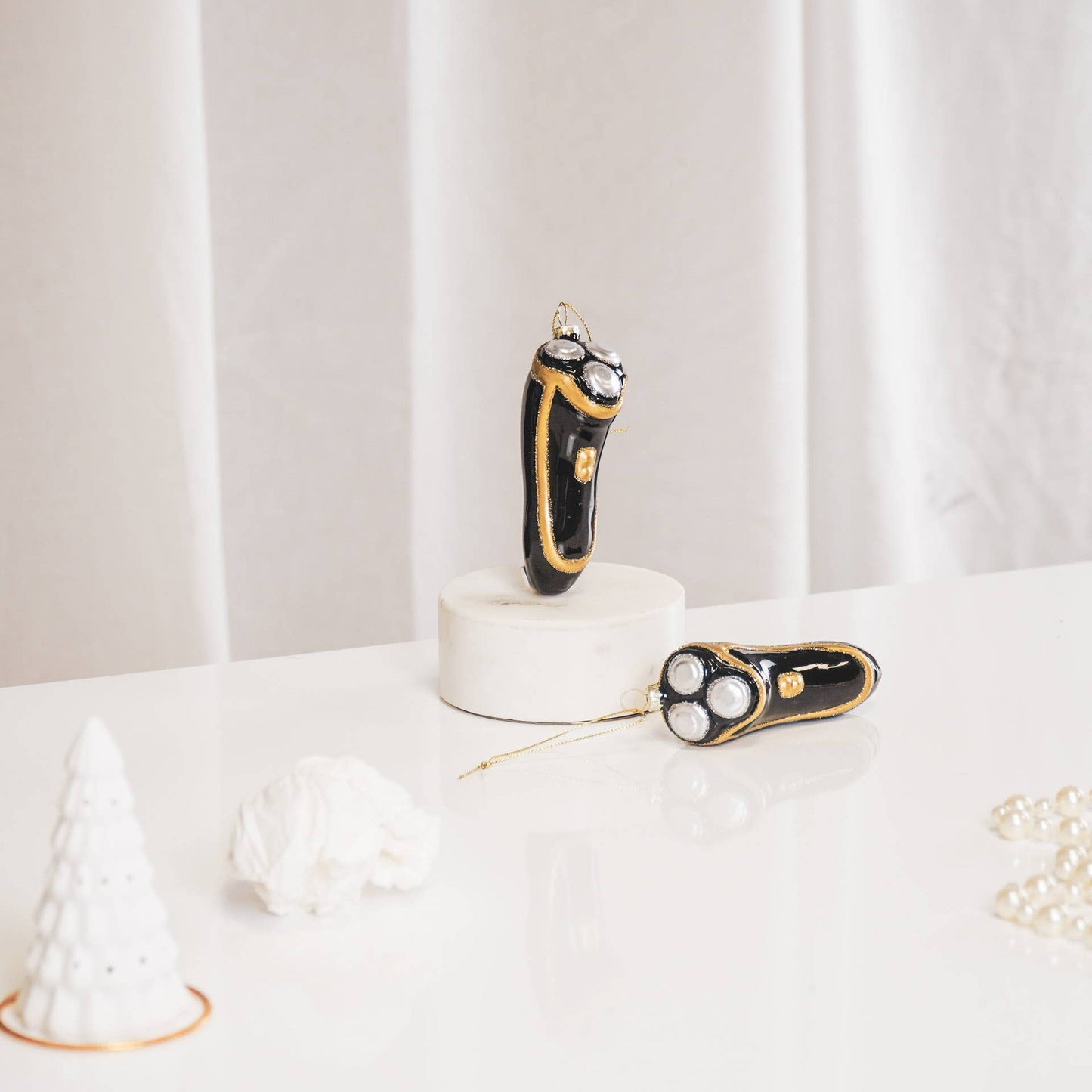 Electric Shaver Christmas Ball