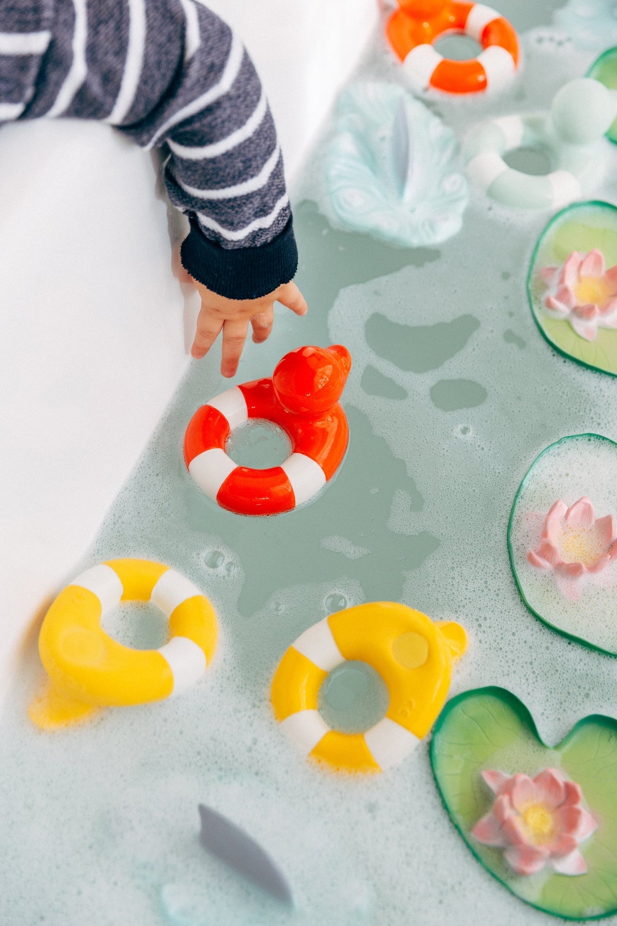 Flo The Floatie rouge – Jouet de bain bébé