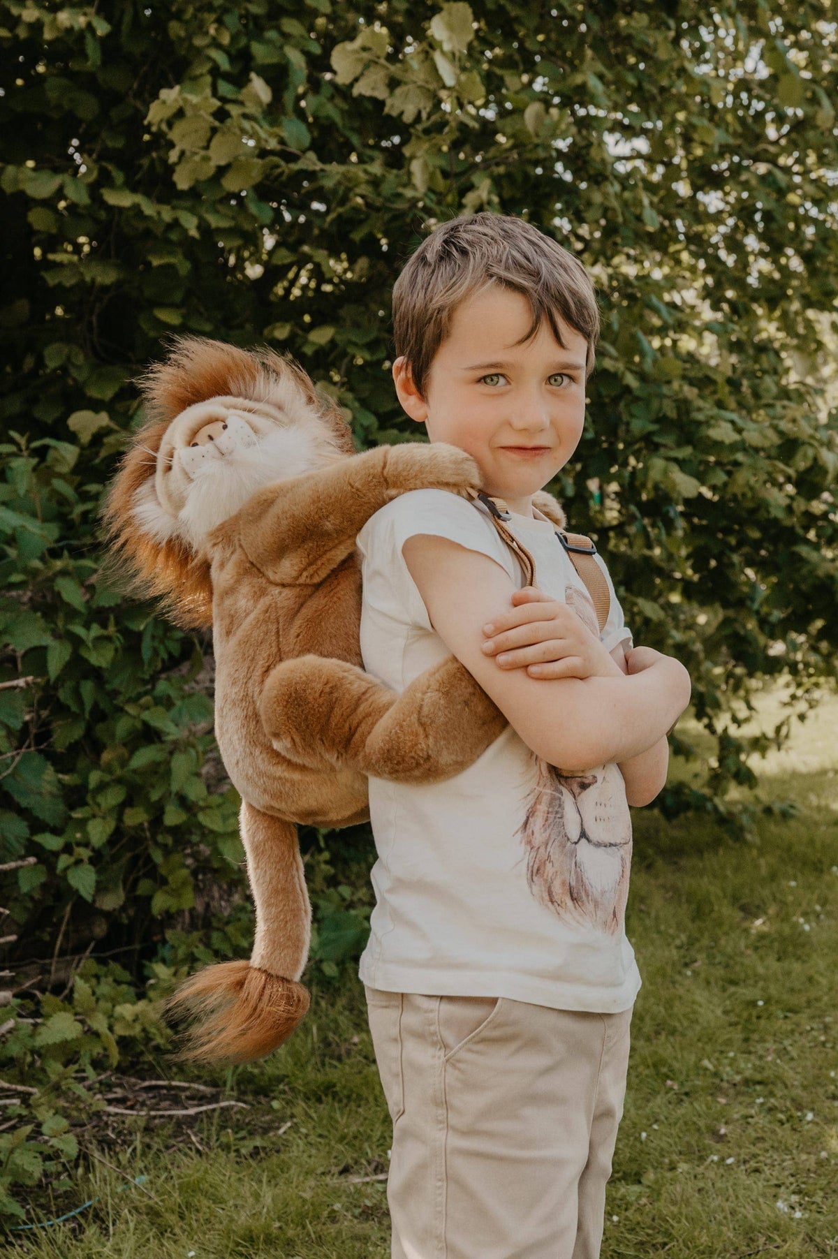 Lion plush backpack for children