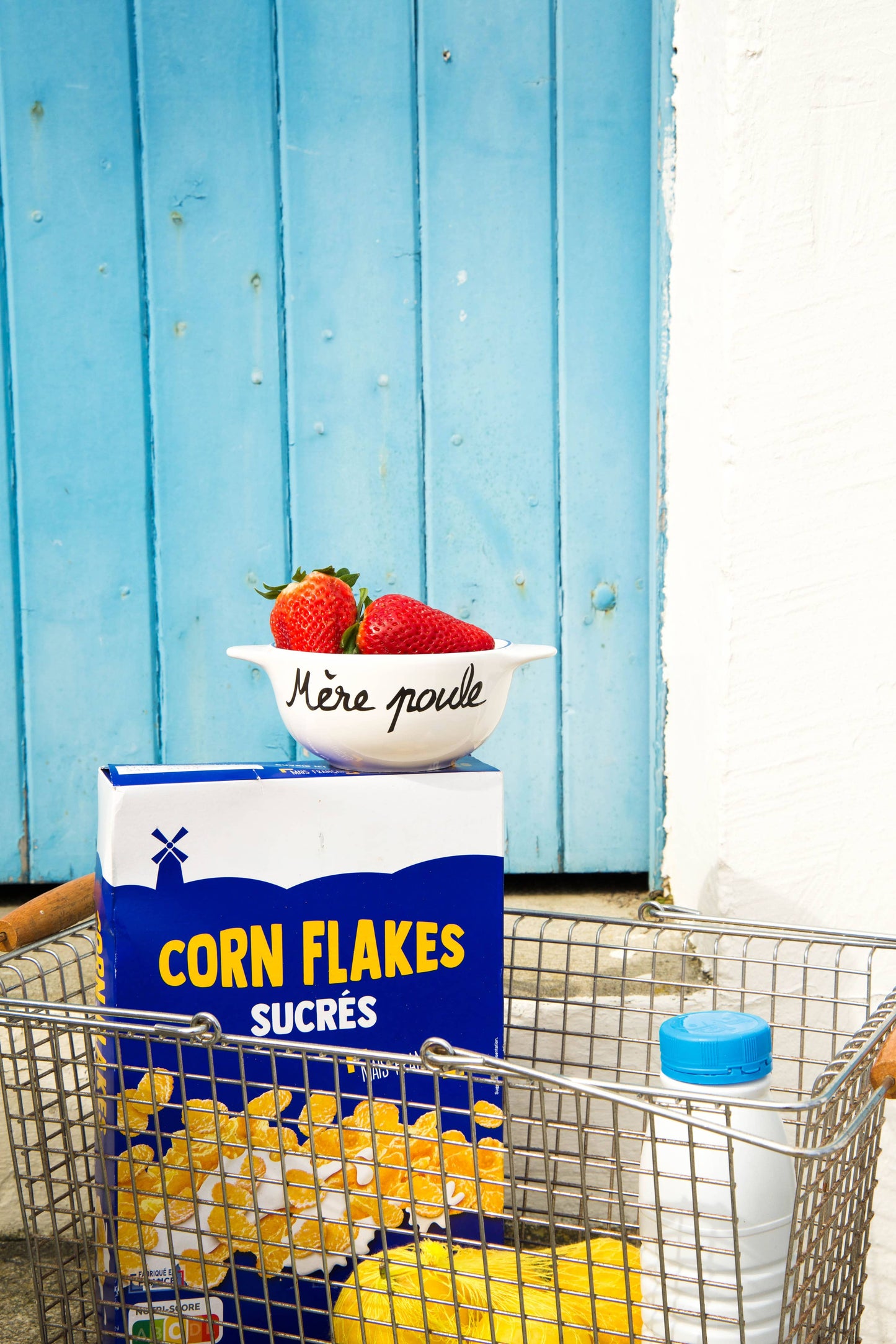 Breton bowl mother hen