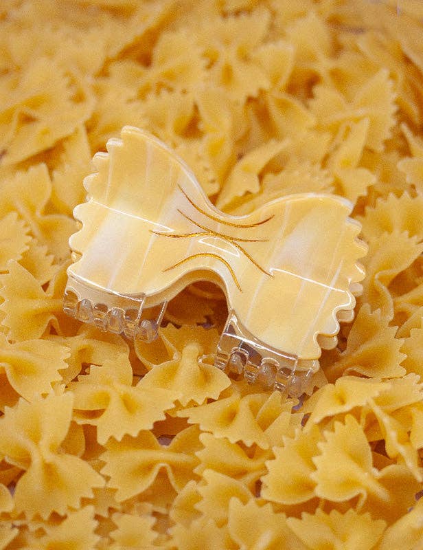 Pince à cheveux en – forme de nœud papillon de pâtes italiennes farfalle | Joanna Behar – vue 6