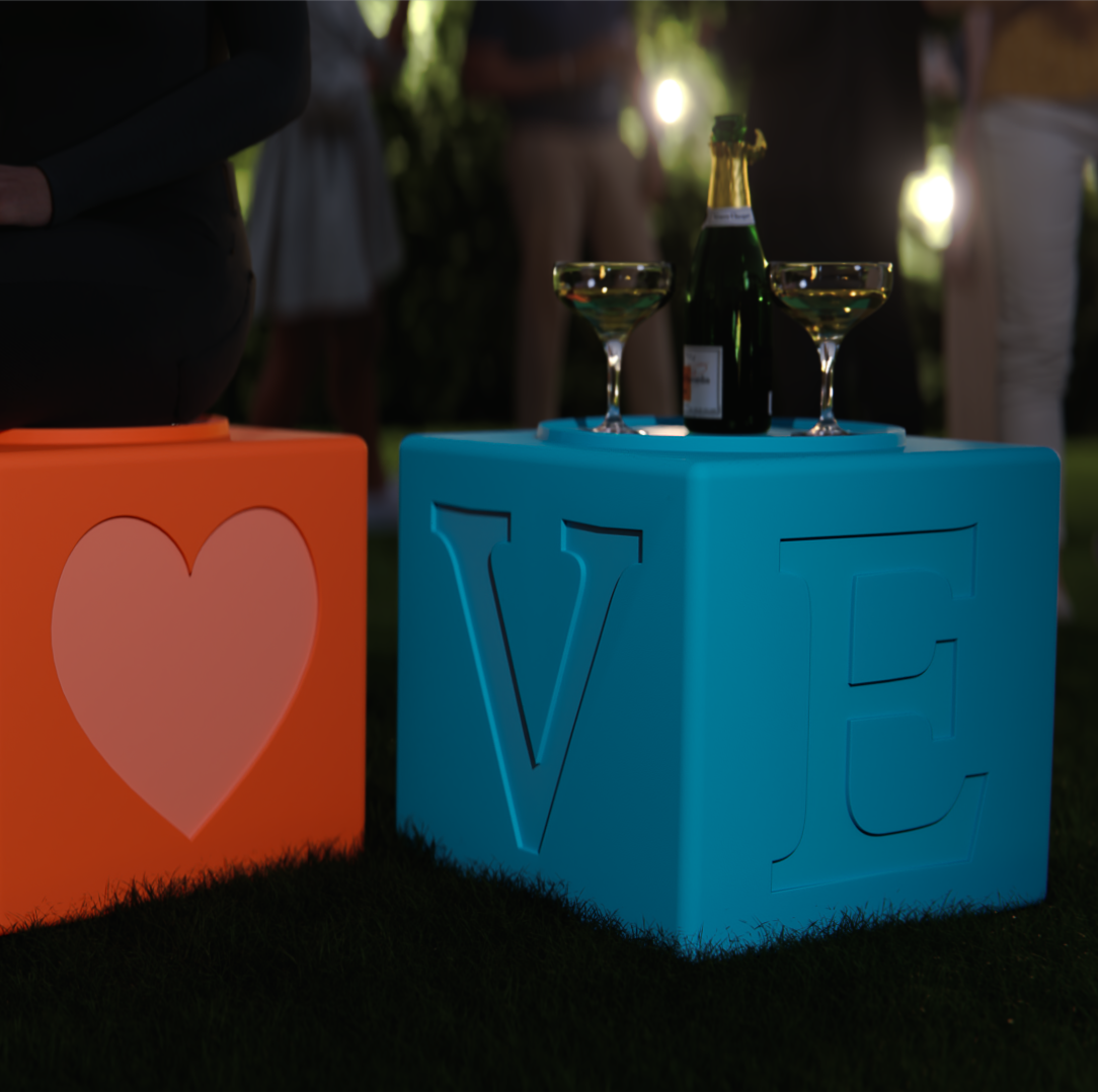 LOVE TOTEM – 4 Cubes Empilables