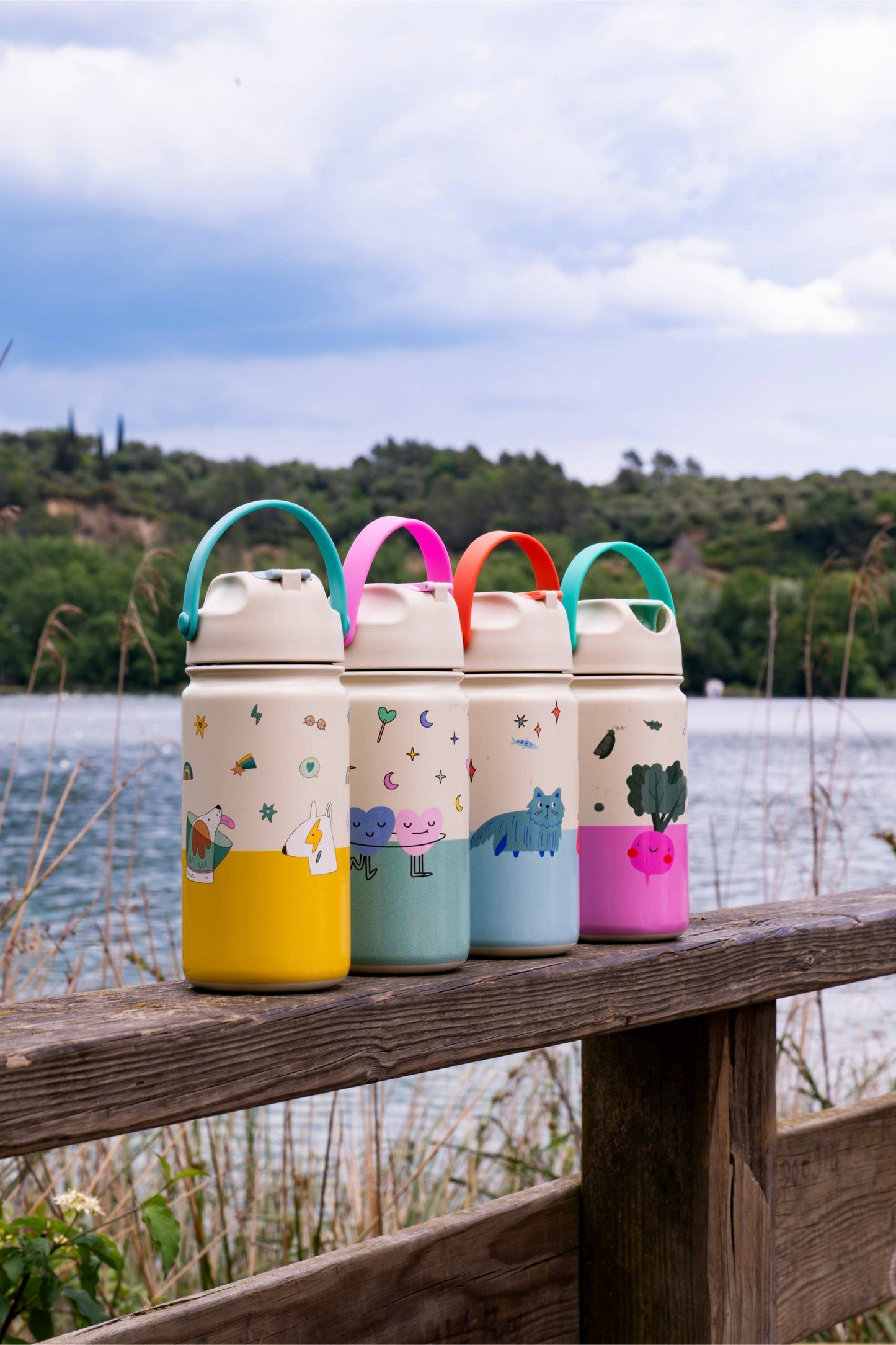 Stainless Steel Insulated Water Bottle for Children with Fun Dog Design
