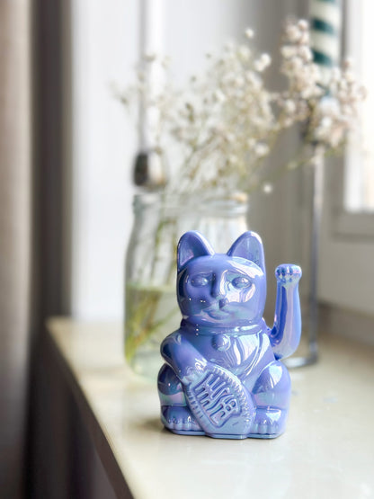 Lucky Blue Bright Cat "Avara"