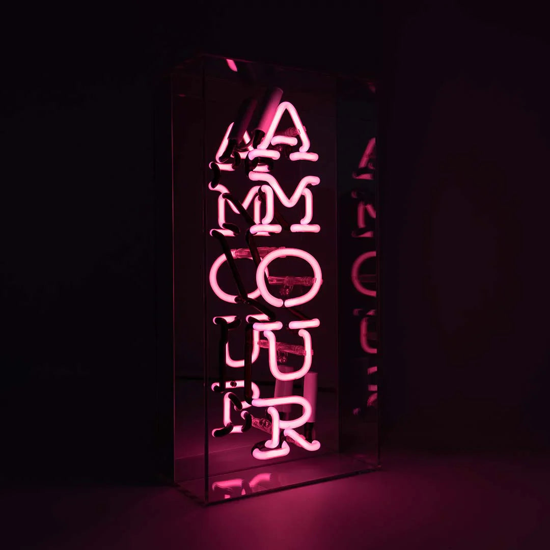 Neon love