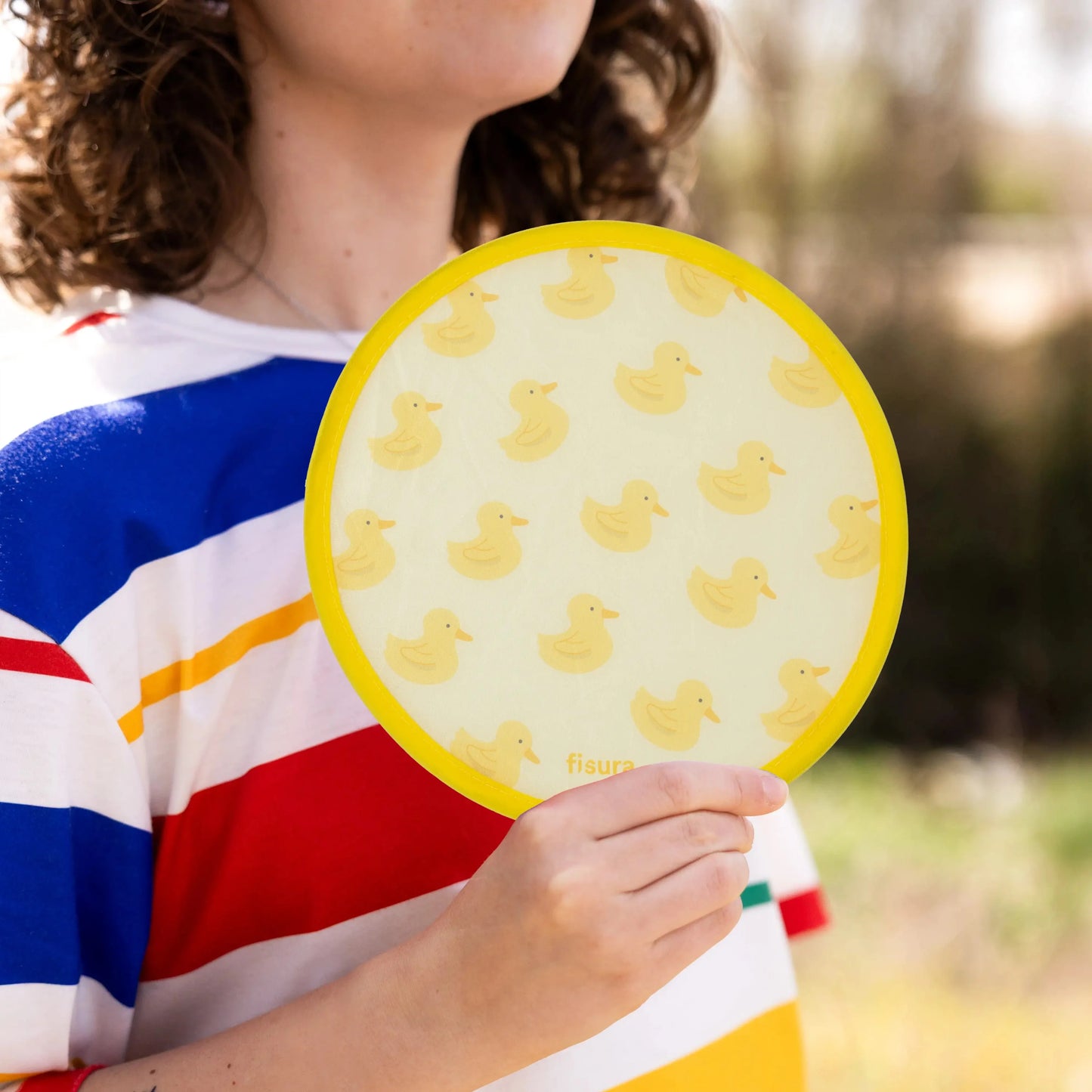 Foldable fan with duck print