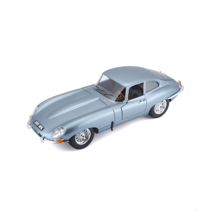1:18 JAGUAR E-TYPE COUPE (1961)